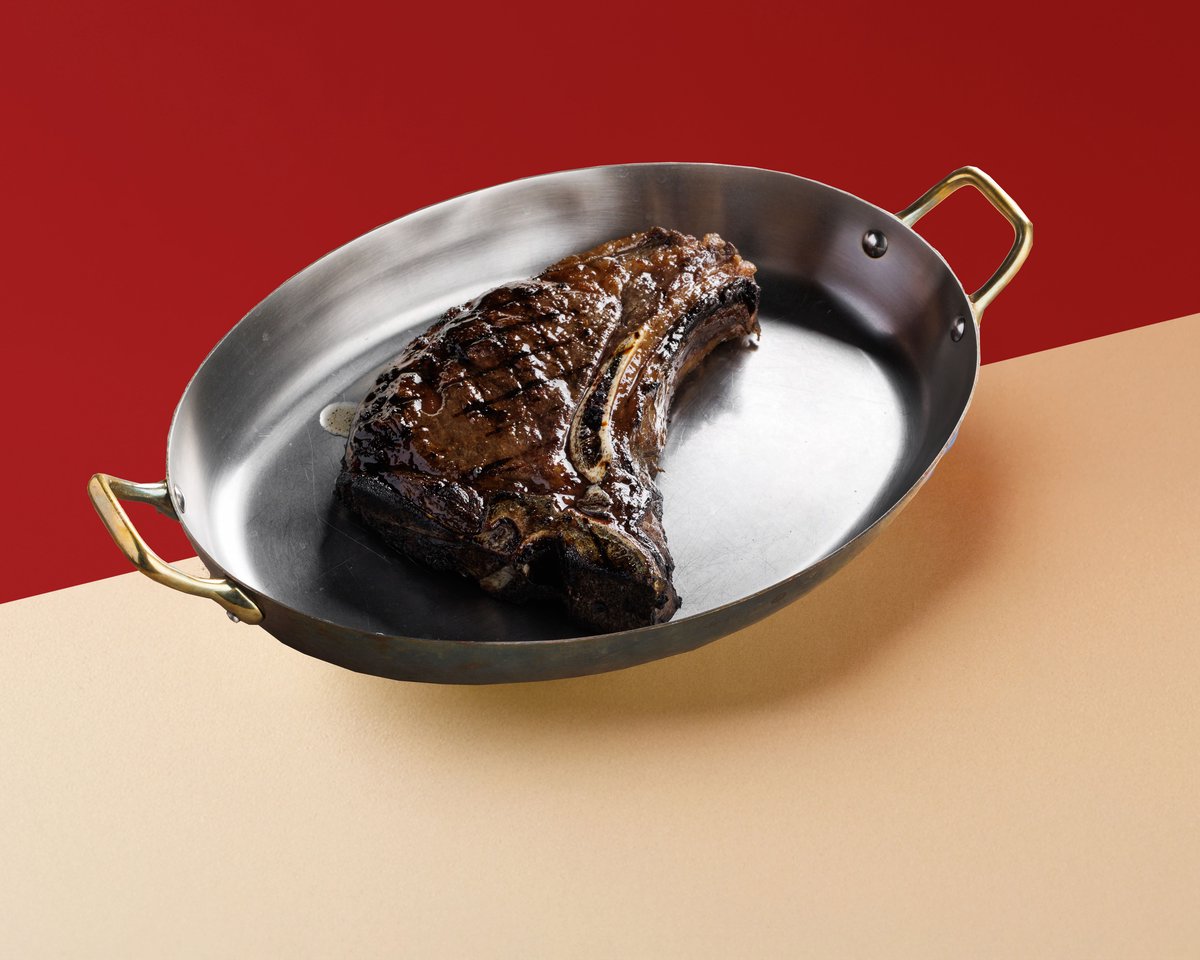 Стриплойн на кости Dry Aged