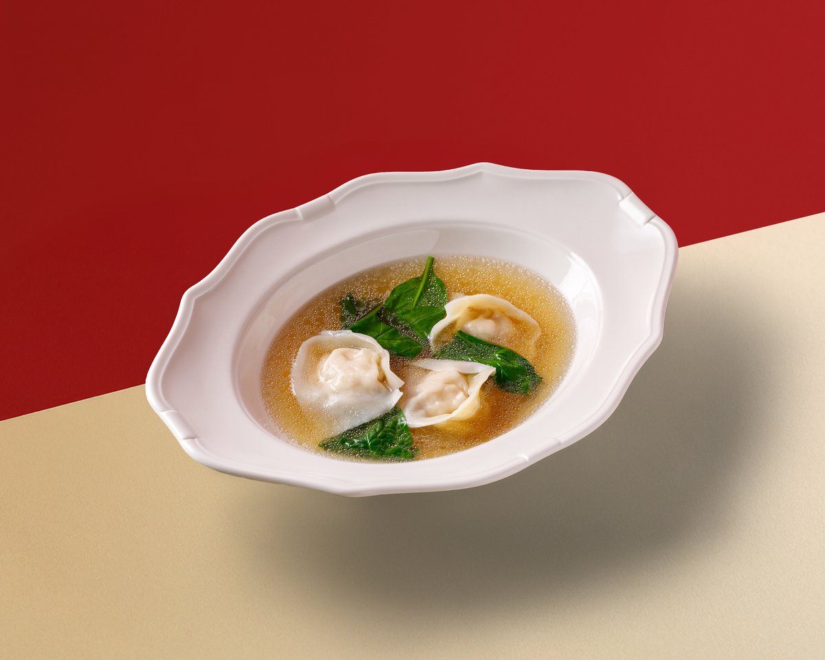 Куриный бульон с равиоли