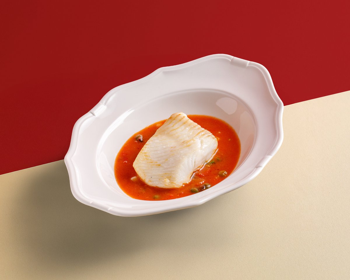 Мурманский палтус с соусом аква паццо