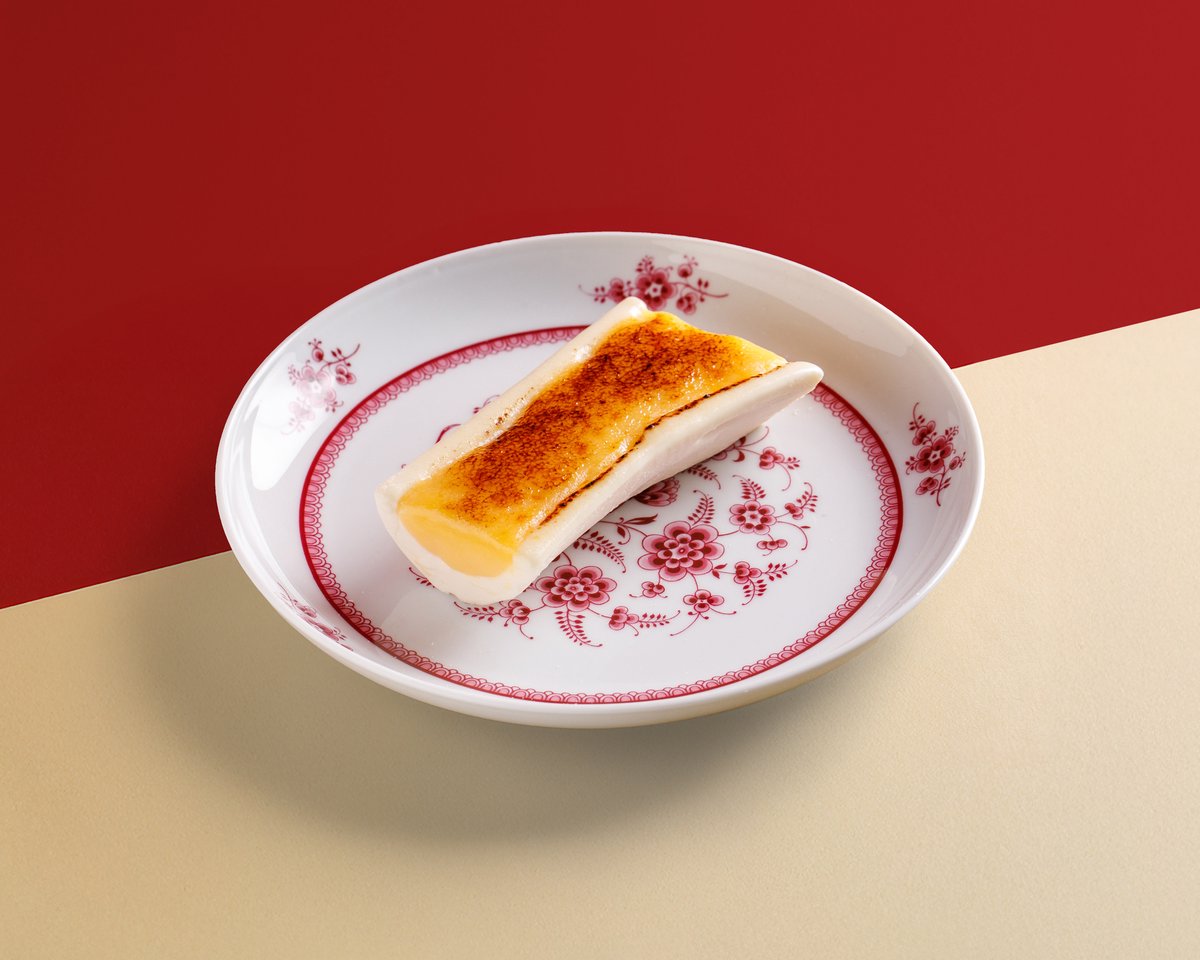 Десерт с амаретто, маракуйей и малиной