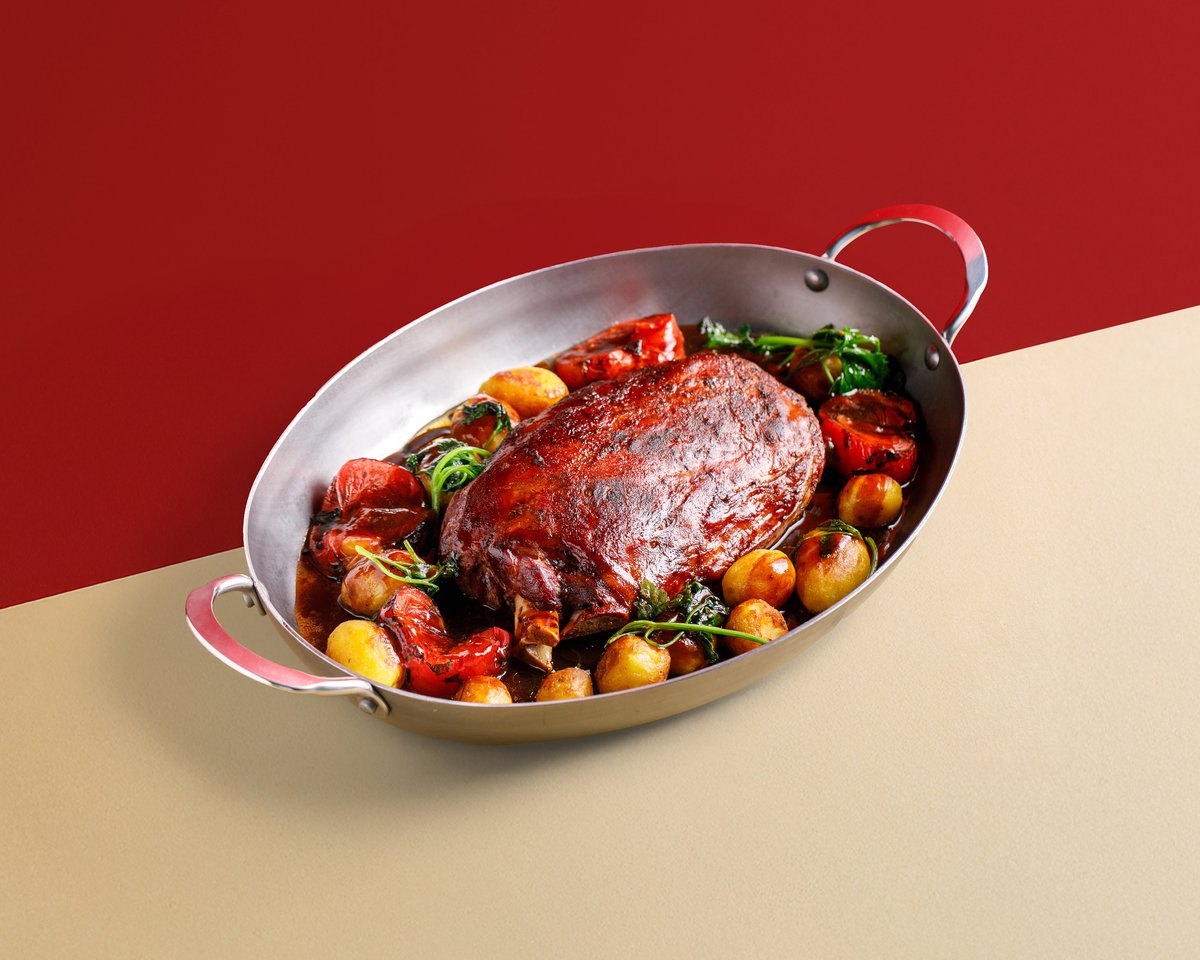 Лопатка ягненка целиком