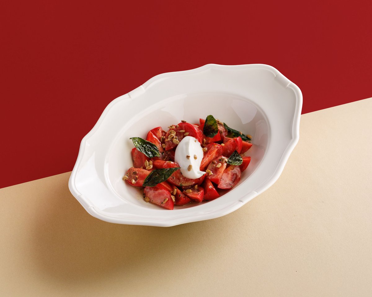 Узбекские томаты с базиликом и семечками